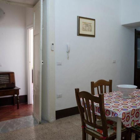 Il Marchese Del Grillo Apartment Tropea Phòng bức ảnh