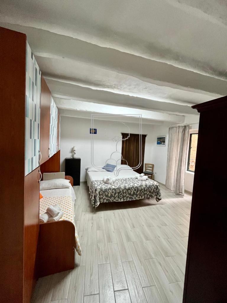 Il Marchese Del Grillo Apartment Tropea Phòng bức ảnh